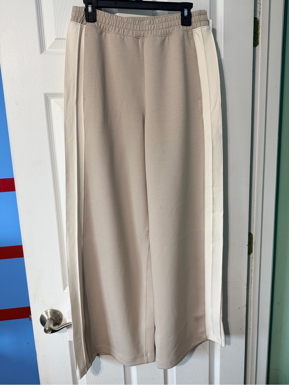 Lululemon Double Knit HR Pant. NWT